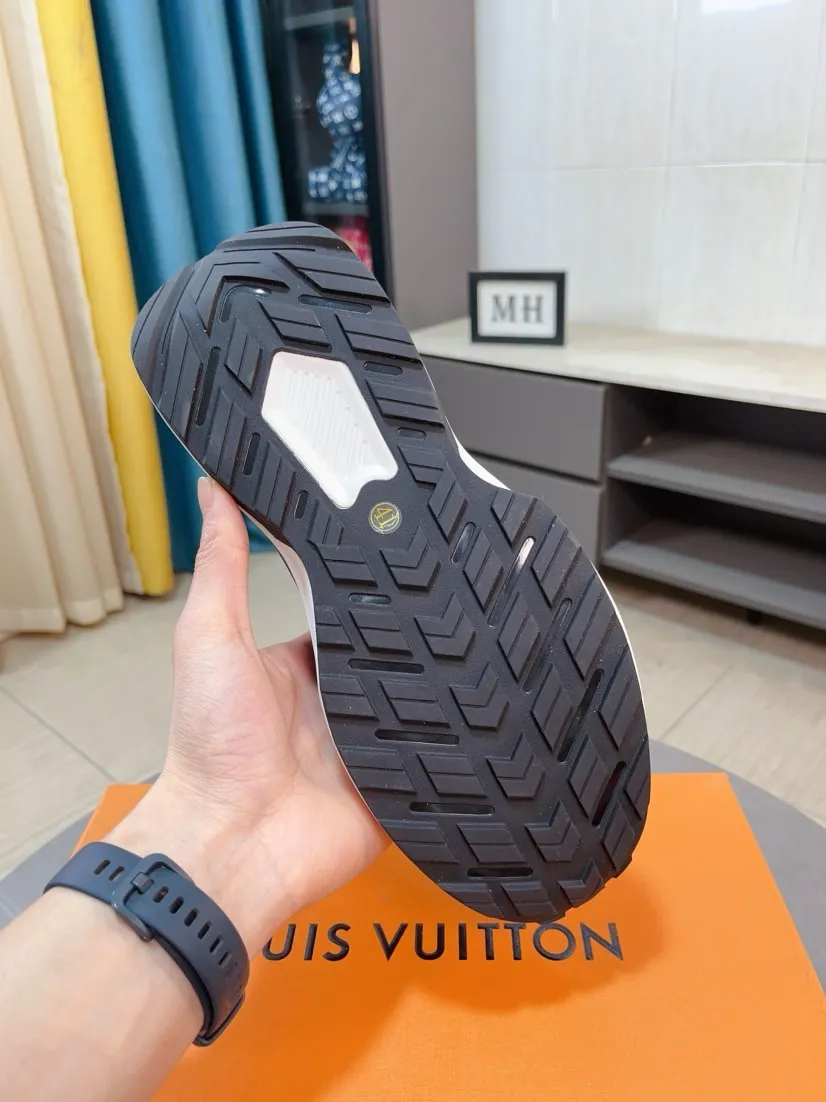 Men's shoes💰458🌹🌹[LV]🌹High-end brand of men's shoes: official website 1:1 latest masterpiece: the upper is made of Italian imported first-layer cowhide with special materials➕made of full genuine leather lining🔥, making walking more convenient and comfortable! Exclusive new style, stunning work [color]! Create a fashionable personality to set off your uniqueness! A must-have for trendy men! Classic🔥Number: 38-44